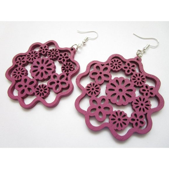 Purple carved large flower wooden earring hobo stainless steel nickel free posts - Picture 5 of 5